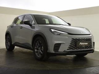 Lexus LBX 2WD | Adapt. cruise | Carplay / 6