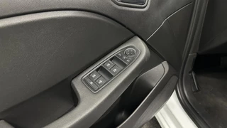 Renault Clio 1.6 E-Tech Full Hybrid 145 evolution CAMERA NAVI CARPLAY CRUISE. / 20