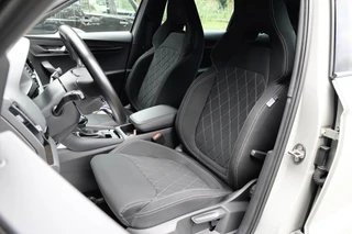 Skoda Karoq 1.5 TSI Sportline Business 150PK DSG Virtual | Camera | 19 inch | Navigatie / 13