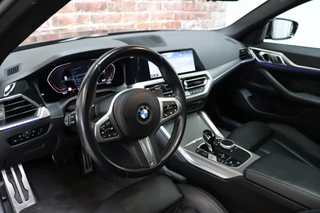BMW 4 Serie Gran Coupé 420i High Executive M Sport Pakket Automaat  / Live Cockpit Professional / Schuif-/kanteldak / Leder / DAB / Stoelverwarming / 19 Inch / Shadow Line / Active Cruise Control / LED / M Sportremsysteem / Achteruitrijcamera / Extra Getint Glas / 14