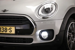 MINI Clubman 1.5 Cooper Business Edition | HALF LEDER | STOELVERWARMING | APPLE | DRAADLOZE LADER | TREKHAAK | 18" / 19