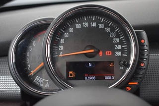 MINI Cooper 1.5 COOPER CHILI S.BNS CLIMA / STOELVERW. / CRUISE / 20