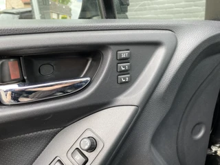Subaru Forester 2.0 AWD Premium 150 pk AUT  | 1e eigenaar | dealer onderhouden | navigatie | leder interieur | panoramadak | keyless / 30