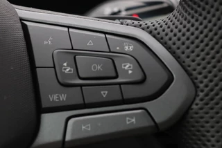 Volkswagen T-Roc 1.5 TSI R-Line Pano l Camera l Keyless l VOL OPTIES l NIEUW MODE / 27