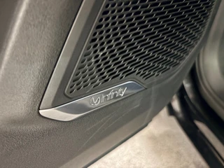 Lynk & Co 01 1.5 / pano / navi / camera / Infinity / memory / elec klep / Apple carplay / 17