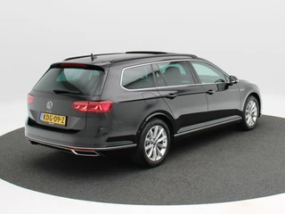Volkswagen Passat 1.4 TSi 218 Pk PHEV GTE Business | Panoramadak | Camera | Adaptive Cruise | Stoelverwarming | Navigatie | CarPlay | 17 Inch | 73.094 Km !! / 4