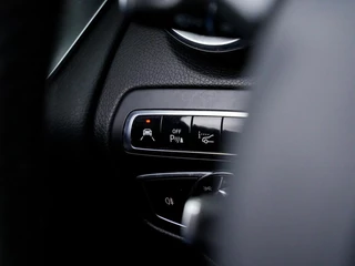 Mercedes-Benz GLC-klasse 250 4MATIC|PANO|AMG|AUTOMAAT|CAMERA / 18