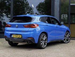 BMW X2 M35i High Executive Panoramadak | Harman Kardon | Sportstoelen | Misano Blue / 7