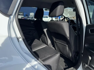 Ford Fiesta 1.0 White Edition 1e Eigenaar, Distributieriem Vervangen*, Lichtmetalen Velgen, Airco, Radio, Autm. Inklapbare Spiegels / 12