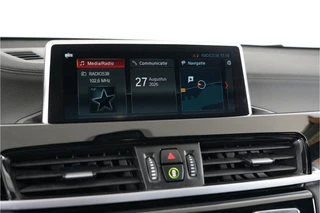 BMW X2 xDrive25e PHEV 220 pk  | SOH 92% | M Sport | Adaptive Cruise  | Camera | / 26
