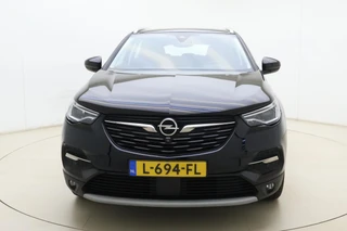 Opel Grandland X 1.6 Turbo Hybrid Business Elegance 225 PK Automaat | Trekhaak | Camera | Keyless | Elektrische achterklep | Climate control | Stoelverwarming | Dakrails / 7