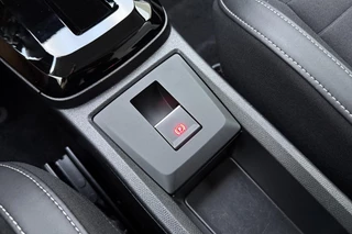 Citroen Ë-C3 Max 113pk 44 kWh | Navigatie | Climate control | Camera | DAB Radio | Dakrails | Lichtmetalen velgen / 29