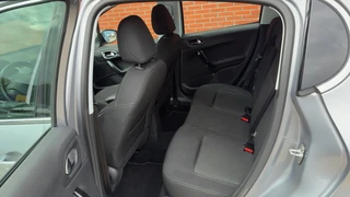 Peugeot 208 1.2 PureTech BlueLease Allure Navigatie Clima Velgen / 18