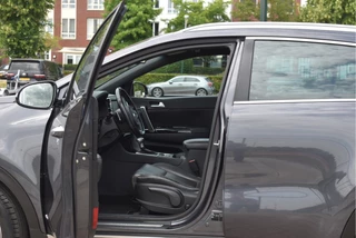 Kia Sportage 1.6 T-GDI 4WD GT-Line First Edition 177 PK  | NL-Auto | Camera | DAB | Nav | Leder | Keyless | Trekhaak | 4-Seasons / 37