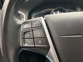 Volvo V60 1.5 T2 Summum | Origineel NL | Pano/dak | Trekhaak | Camera | Leder | Stoelverwarming | / 20