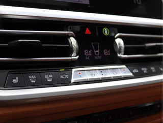 BMW 3 Serie 320i High Executive Edition  | Schuifdak | Leder | Camera | Org. NL / 50