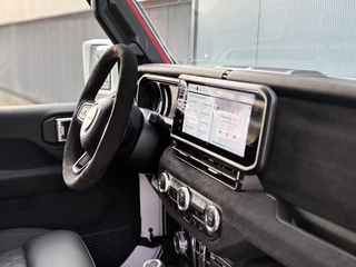 Jeep Wrangler Unlimited Brute 4XE Rubicon | Cabrio | BRUTE Active Suspension System | Apple-Android / 2