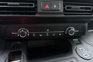 Citroen ë-Berlingo Feel L1 50 kWh | Geen kilometers | Apple Carplay/Android Auto | Parkeersensoren | DAB Radio | Cruise control | Veel ruimte | Metaallak | Armsteun / 28