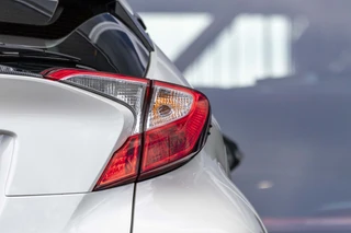 Toyota C-HR 1.2 Urban  | Trekhaak | Camera | NL Auto / 40