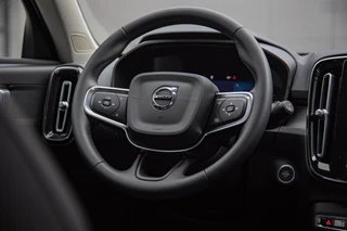 Volvo XC40 2.0 B3 Core MY2026|Leder|Keyless|PDC|Camera|Carplay / 13