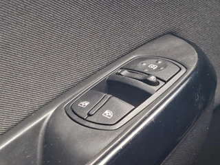 Opel Corsa 1.4 120 Jaar Edition Stoel/Stuurverw. Carplay Clima Cruise 5-Deurs / 16