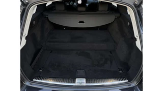 Mercedes-Benz E-klasse Estate 300 de Avantgarde AMG Line / 36