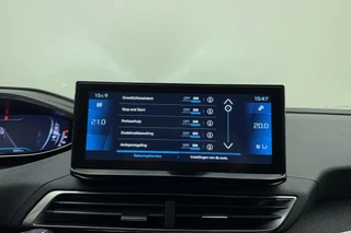 Peugeot 3008 1.2T 130PK Blue Lease Allure | Elektr. achterklep | Achteruitrijcamera | Navigatie | Apple Carplay/Android Auto | Keyless / 23