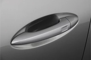 Omoda 5 SHS 1.6 T-GDi SHS-H Premium *DEMO* - Demo voordeel! - Kantel/Schuifdak - Adaptief Cruisecontrol - 18' Lichtmetalen Velgen - Privacy Glass - Stoel/Stuurwiel Verwarming -  7 Jaar Fabrieksgarantie / 17