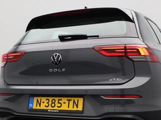 Volkswagen Golf 1.0 eTSi 110 Pk Life | Adaptive Cruise | Camera | Navigatie | Climatronic | 16 Inch | 112.282 Km !! / 16