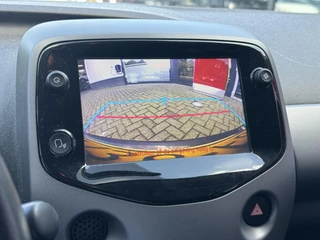 Toyota Aygo JOY 5-DEURS AUTOMAAT LICHTMETALEN VELGEN CAMERA CLIMA / 11
