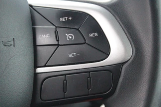 Fiat Tipo 1.4 16V Lounge / 13