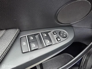 BMW X3 xDrive20i High Executive / 32