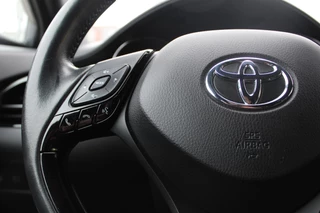 Toyota C-HR 1.8 HYBRID DYNAMIC ALL-SEASON BANDEN STOELVERW. DODEHOEKDETECTIE KEYLESS LED KOPLAMPEN PARK.SENSOREN V+A / 11