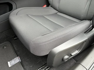 Polestar 2 Long Range Dual Motor 82 kWh | SOH 99,75% | AWD | Wegklapbare trekhaak | Memory Stoelen | 20" LM-Velgen | 360 Camera | ECC | Parkpilot | Elektrische Achterklep / 32