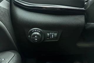 Jeep Compass 1.5T e-Hybrid S Automaat | Lederen bekleding | Keyless | Zwart dak | Stoelverwarming & stoelventilatie | Camera | Lichtmetalen velgen / 21
