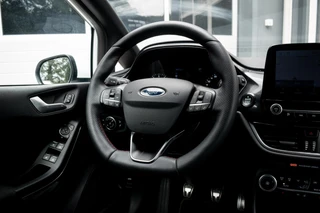 Ford Fiesta 1.0 EcoBoost Hybrid ST-Line|WINTERPACK|KEYLESS|CLIMATE|CARPLAY|PDC|PARK ASSIST / 37
