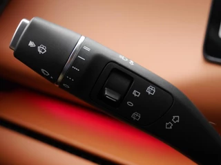 Leapmotor C10 Design REEV 28.4 kWh | Trekhaak | Full options | Stuurverwarming | Stoelverwarming en koeling | Elektrisch verstelbare voorstoelen | Navigatie | Keyless entry & start | 20 inch lichtmetalen velgen | Led verlichting / 22