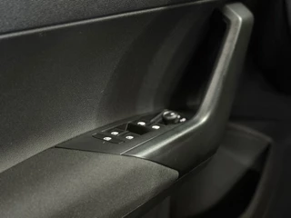 Volkswagen Polo 1.0 TSI R-Line | 110pk | IQ Drive pakket | Discover Pro | Clima | IQ Light |17 Inch| / 30