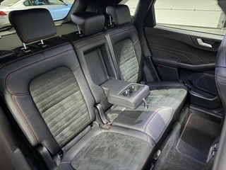 Ford Kuga 2.5 PHEV ST-Line X B&O Pano Camera Winterpack NAP / 37