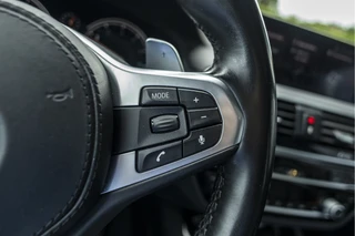 BMW X3 xDrive20i High Executive  | Pano | Trekhaak | Head-up / 40