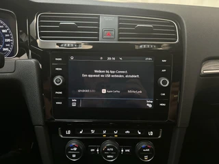 Volkswagen Golf Variant 1.5 TSI 150pk DSG Highline R-Line Stoelverwarming LED Camera Virtual Cockpit / 23