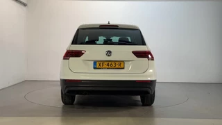 Volkswagen Tiguan 1.5 TSI 150pk DSG ACT Comfortline Business Navigatie Parkeersensoren App-Connect DAB+ / 10