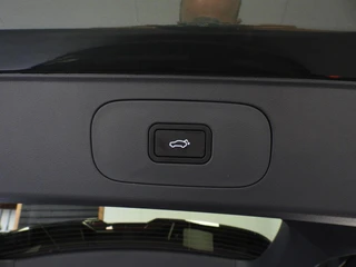 Geely Starray EM-i 1.5 Max+ PHEV 138KM ELEKTRISCH BEREIK/LEER/SCHUIFDAK/19"LMV! / 38