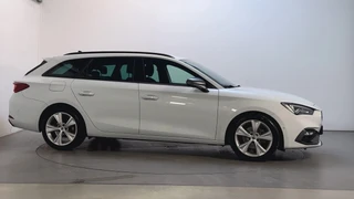 Seat Leon Sportstourer 1.0 TSI FR Business Intense Camera Sfeerverlichting Navigatie DAB+ / 12