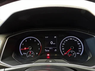 Volkswagen T-Roc 1.5 TSI 150pk T-Roc Style / 19