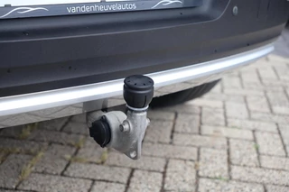 Volvo XC40 T4 Recharge Plus Bright | Stoelverwarming | Trekhaak | 360° Camera | H/K | Keyless / 14