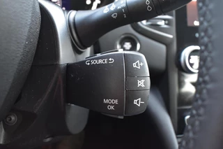 Renault Megane Estate 1.3 TCe 140 Equilibre|Navi|Cruise|PDC|Airco| / 25