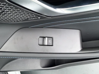 Jaecoo 5 EV Exclusive 61 kWh  Glazendak - Premium Soundsystem - Adaptief Cruisecontrol - Stoel/Stuurwiel verwarming - Electrische Kofferklep - 7 Jaar Fabrieksgarantie - 405 KM WLTP / 42