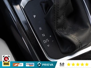 Volkswagen T-Roc 1.5 TSI Sport | Carplay | Virtual | 19 inch | DSG | Trekhaak | Camera / 45