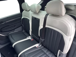 Kia EV9 GT-Line AWD 99.8 kWh Nu te bestellen | nu met €3.000,- inruilpremie! | 2,99% rente | GT-Line Vegan lederen stoelbekleding / 29